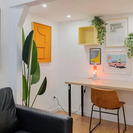 True Apartment